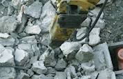 New Hydraulic Hammer breaking rocks